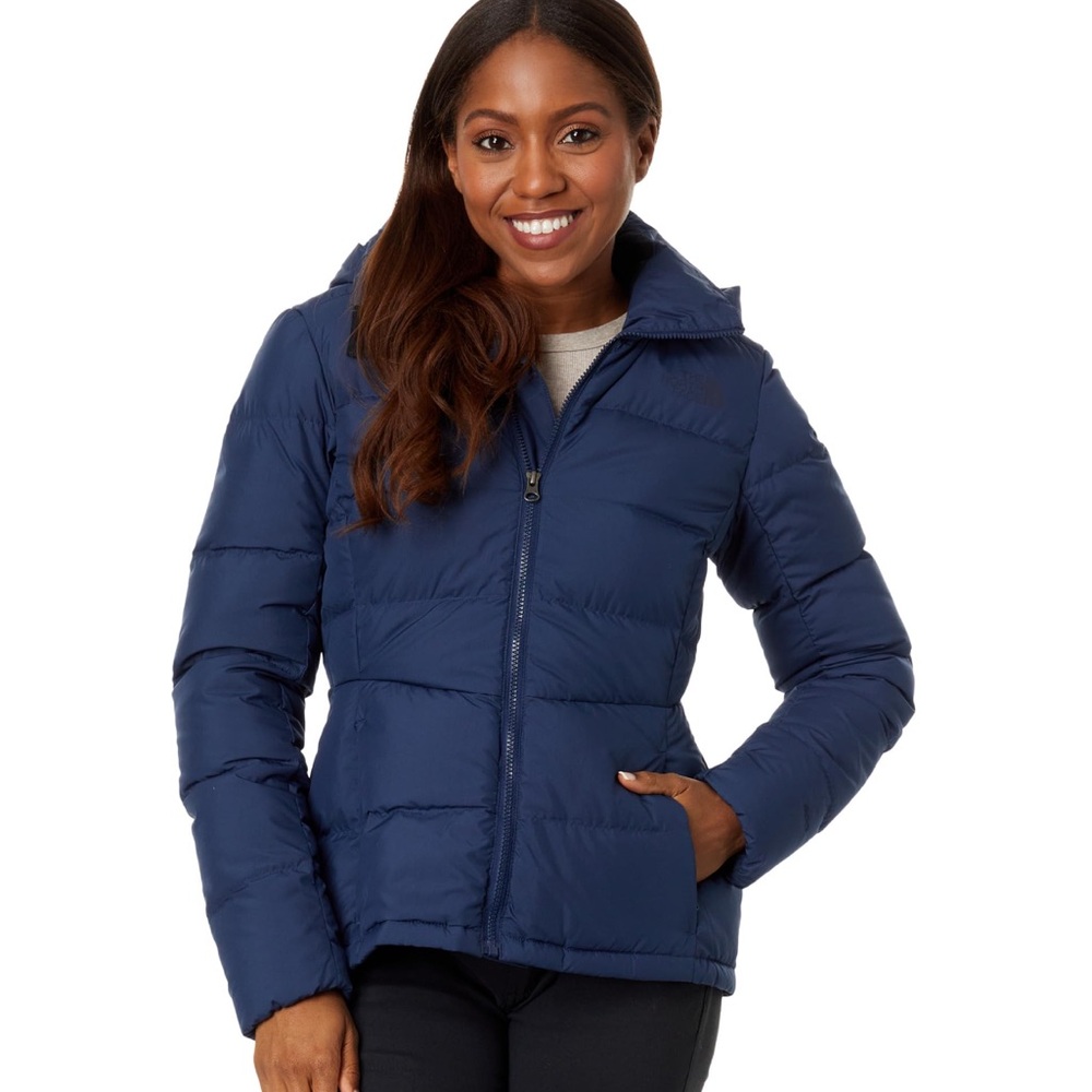 Navy Blue Wms M North Face short puffer